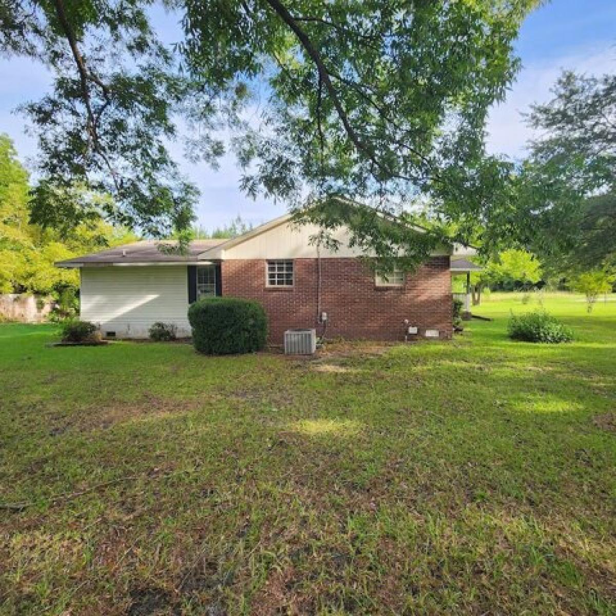 Picture of Home For Sale in Bamberg, South Carolina, United States