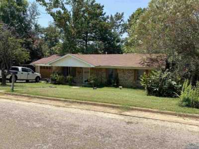 Home For Sale in Gilmer, Texas