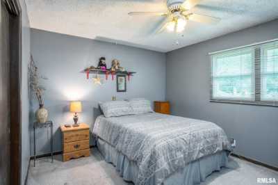 Home For Sale in Bettendorf, Iowa