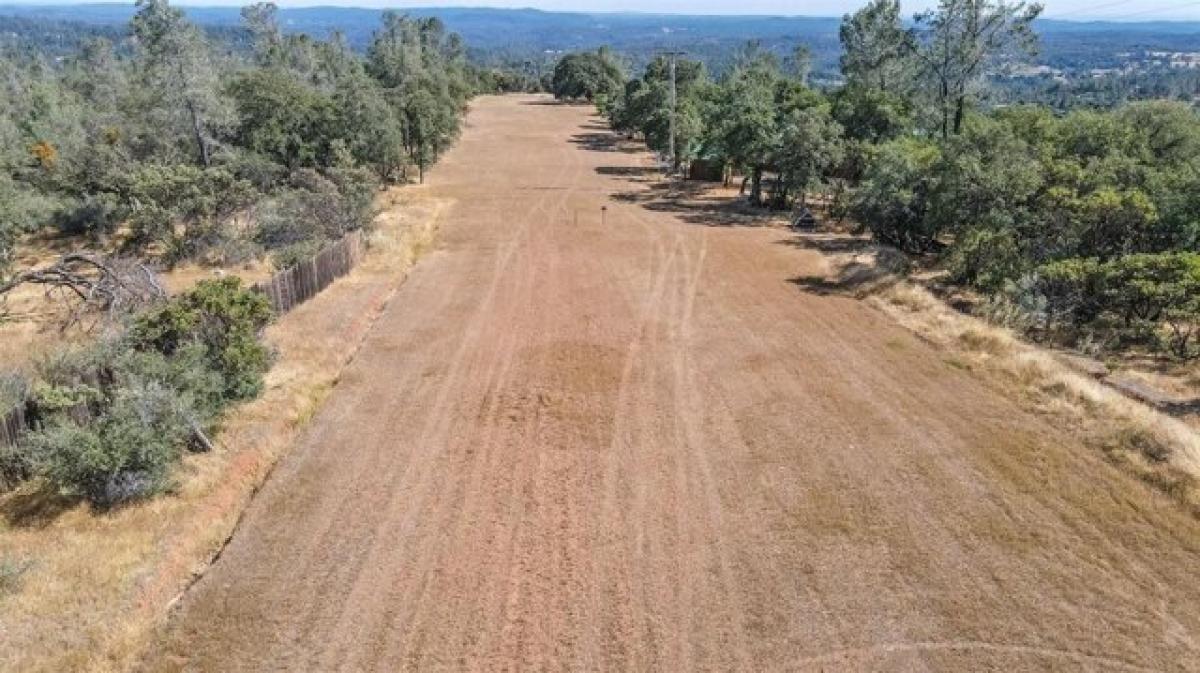 Picture of Residential Land For Sale in Grass Valley, California, United States