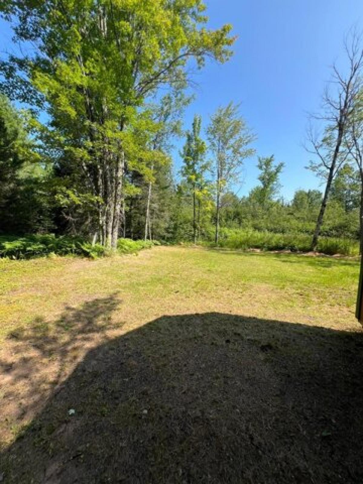 Picture of Home For Sale in Trout Creek, Michigan, United States