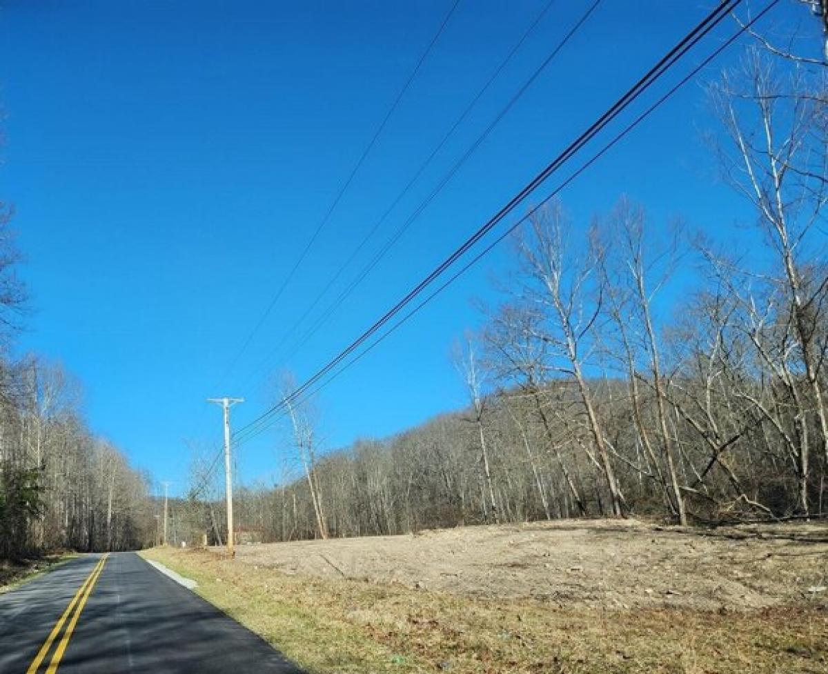 Picture of Residential Land For Sale in Olive Hill, Kentucky, United States