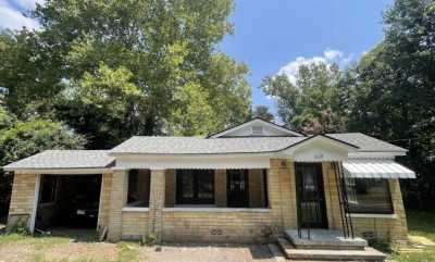 Home For Sale in Malvern, Arkansas