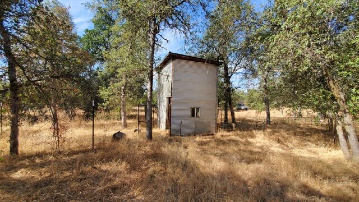 Picture of Residential Land For Sale in Redding, California, United States