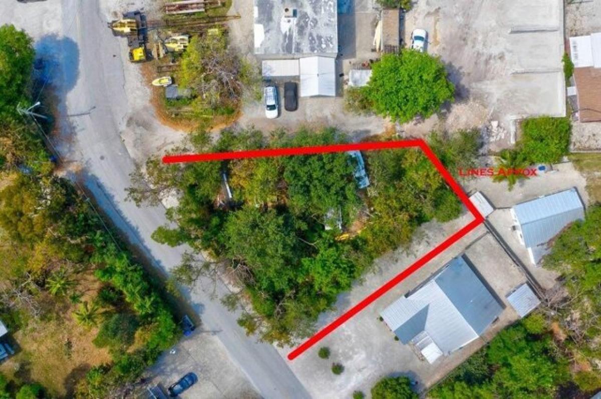 Picture of Residential Land For Sale in Key Largo, Florida, United States