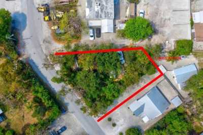 Residential Land For Sale in Key Largo, Florida