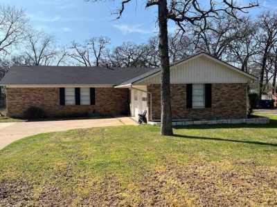 Home For Sale in Pantego, Texas