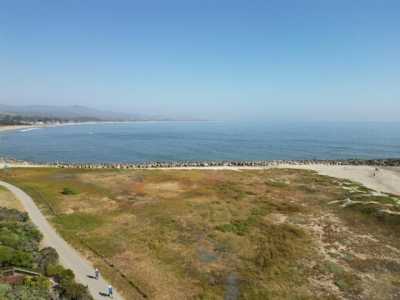 Home For Sale in Half Moon Bay, California