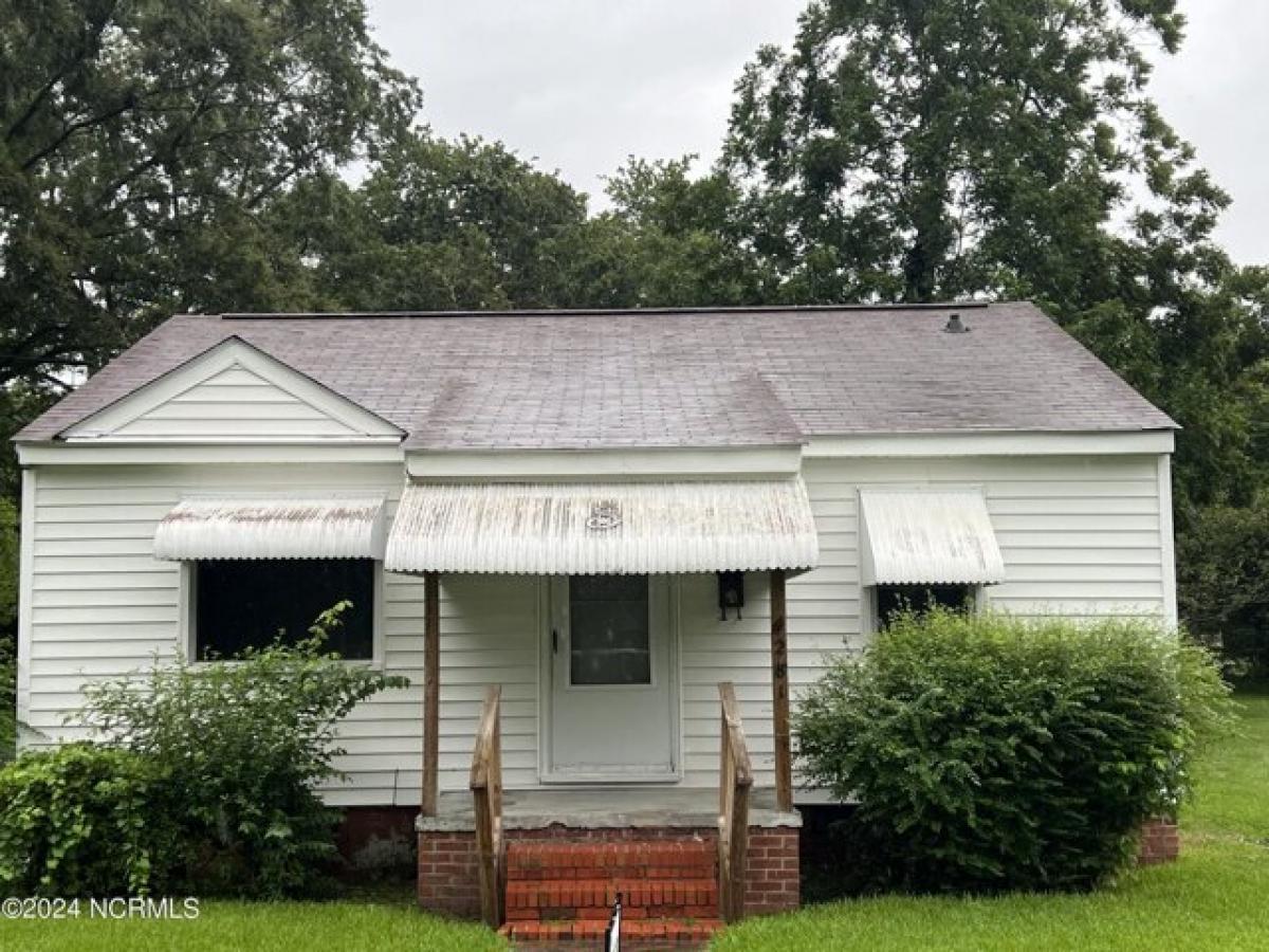 Picture of Home For Sale in Ayden, North Carolina, United States