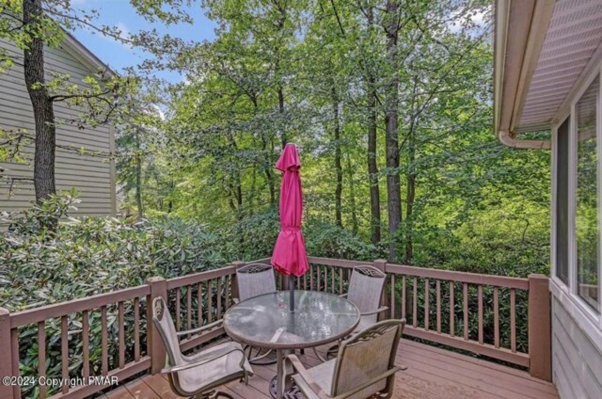 Picture of Home For Sale in Pocono Pines, Pennsylvania, United States