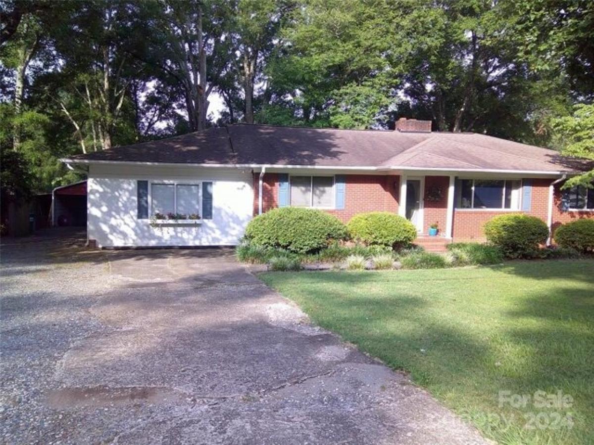 Picture of Home For Sale in Mint Hill, North Carolina, United States