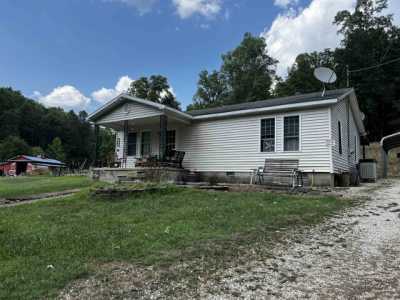 Home For Sale in Wayne, West Virginia