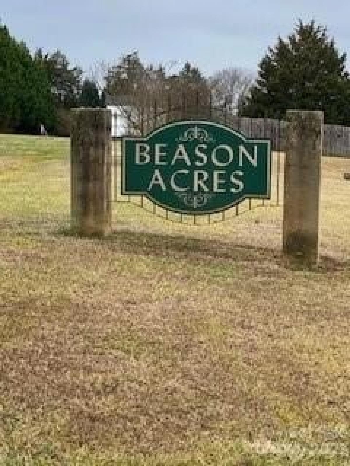 Picture of Residential Land For Sale in Lincolnton, North Carolina, United States