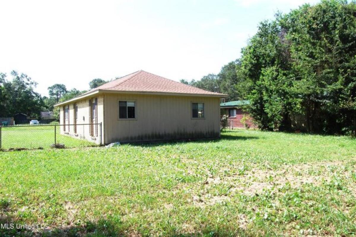 Picture of Home For Sale in Pascagoula, Mississippi, United States