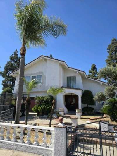 Home For Sale in Villa Park, California