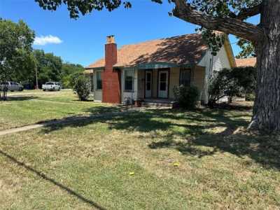 Home For Sale in Farmersville, Texas