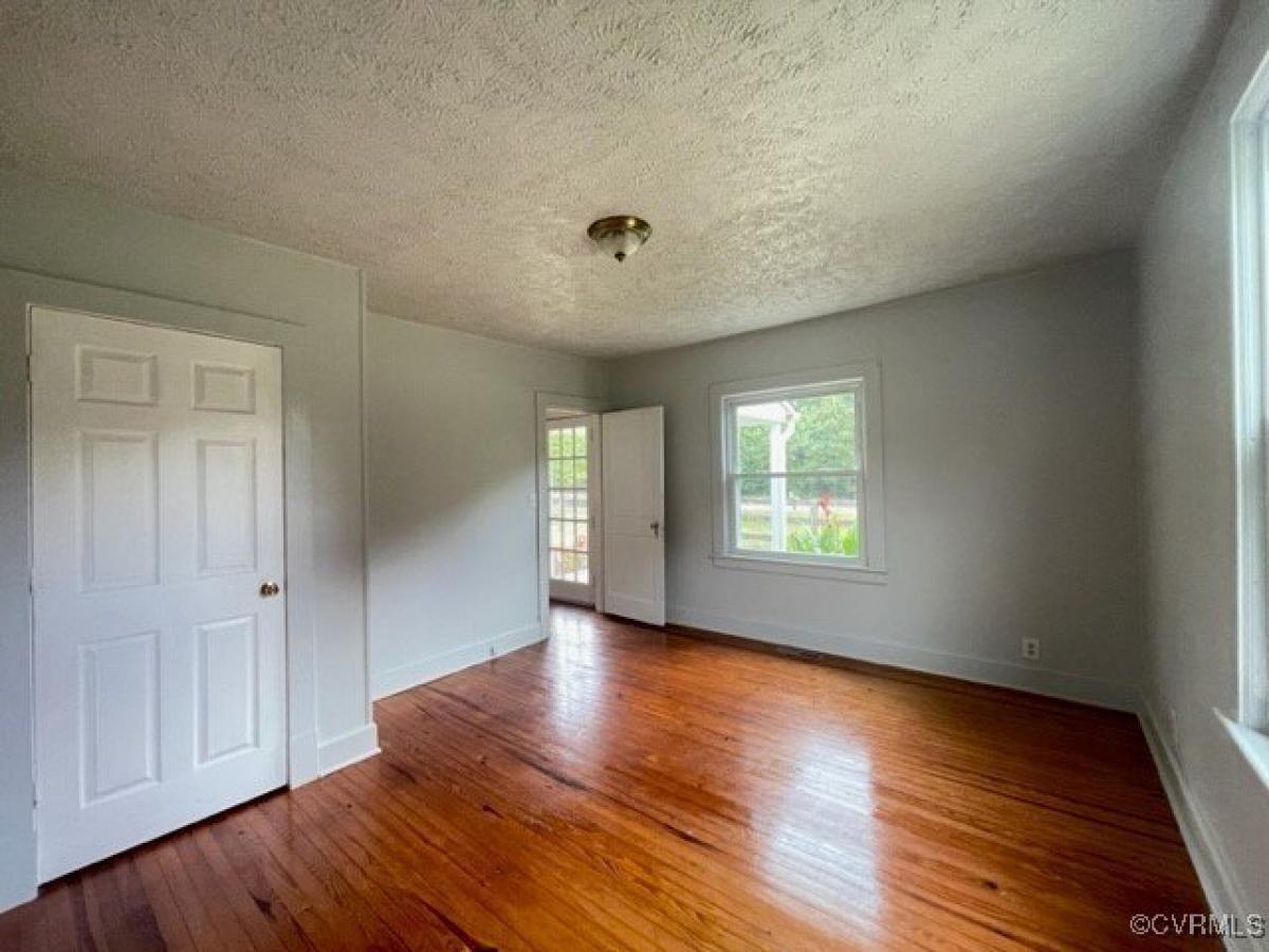 Picture of Home For Rent in Sandy Hook, Virginia, United States