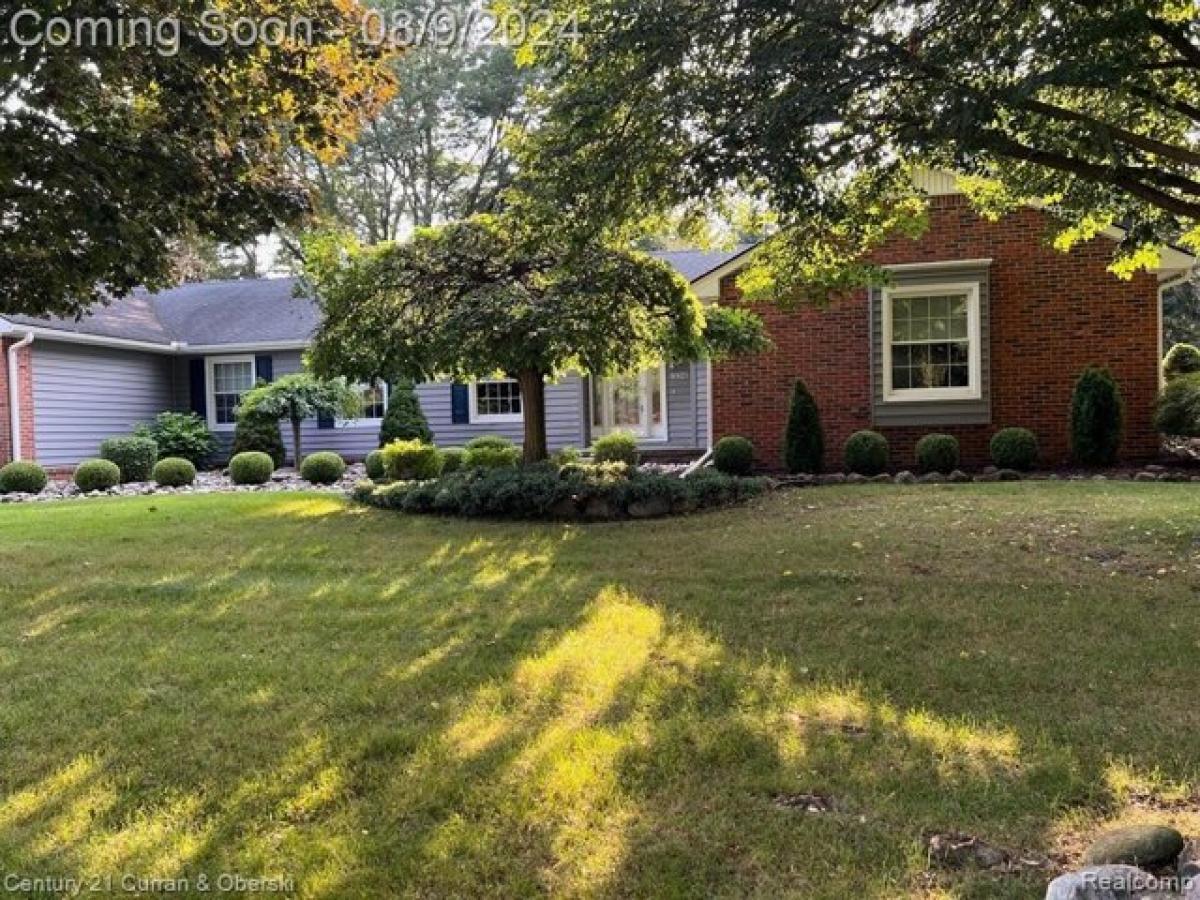 Picture of Home For Sale in Plymouth, Michigan, United States