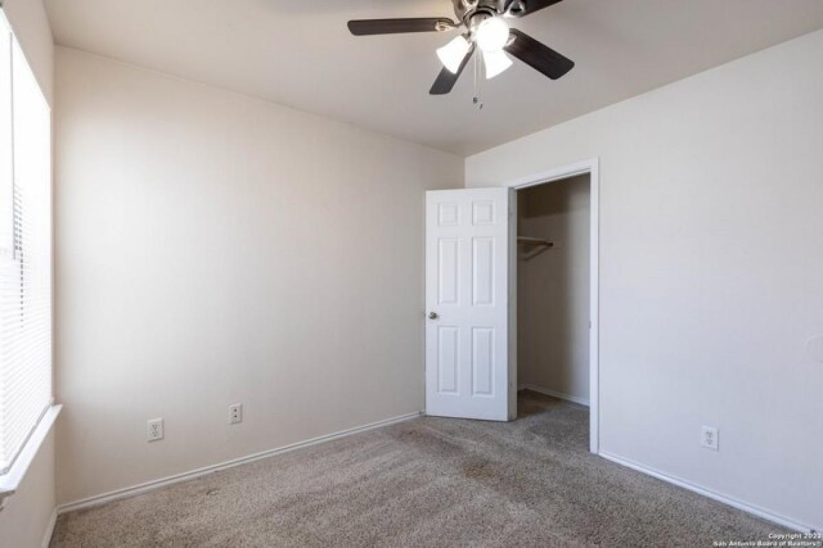 Picture of Home For Rent in Universal City, Texas, United States