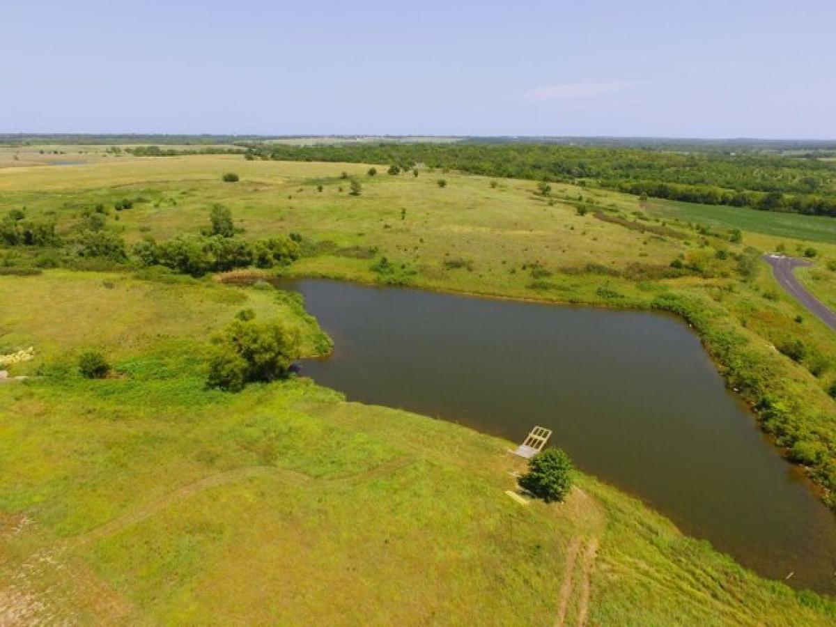 Picture of Residential Land For Sale in Lecompton, Kansas, United States