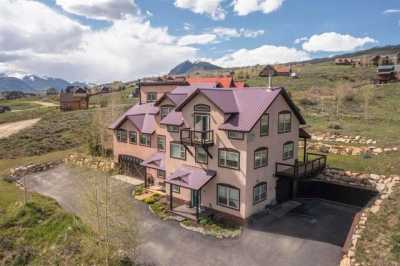 Home For Sale in Crested Butte, Colorado