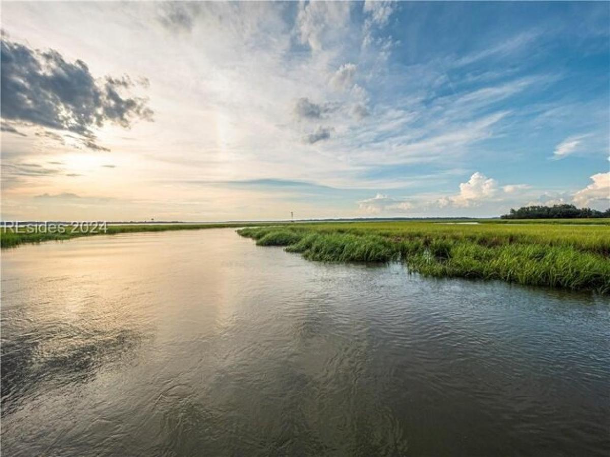 Picture of Residential Land For Sale in Saint Helena Island, South Carolina, United States