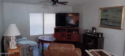 Home For Sale in Satsuma, Florida