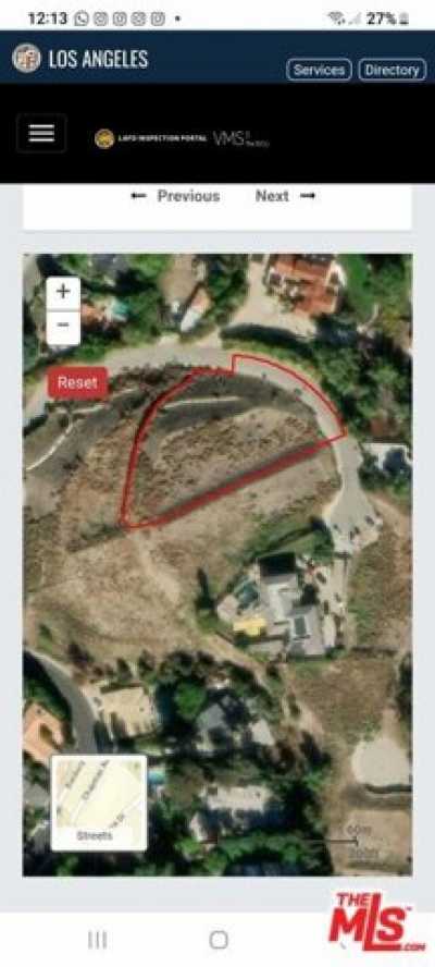 Residential Land For Sale in Tarzana, California