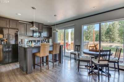 Home For Sale in Trout Lake, Washington