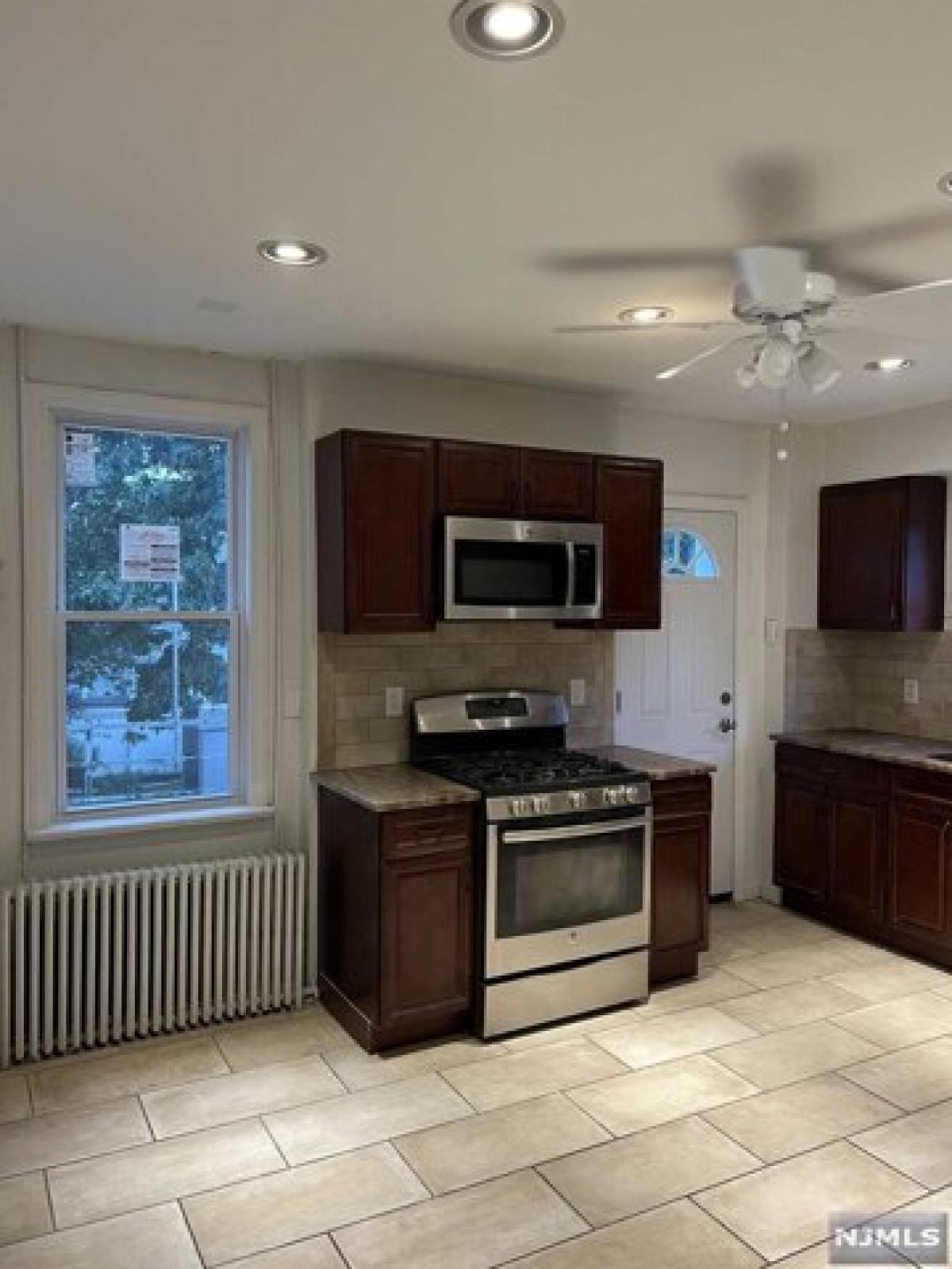 Picture of Home For Rent in Wallington, New Jersey, United States