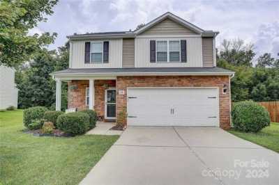 Home For Sale in Mount Holly, North Carolina