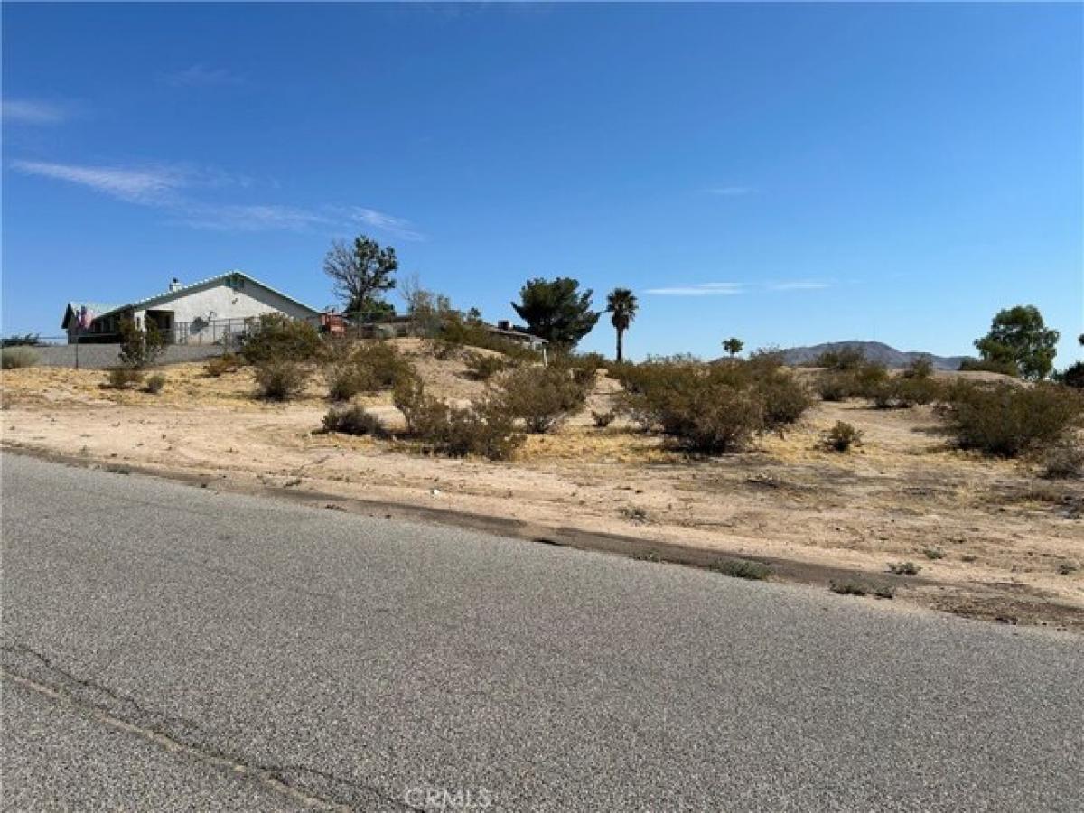 Picture of Residential Land For Sale in Victorville, California, United States