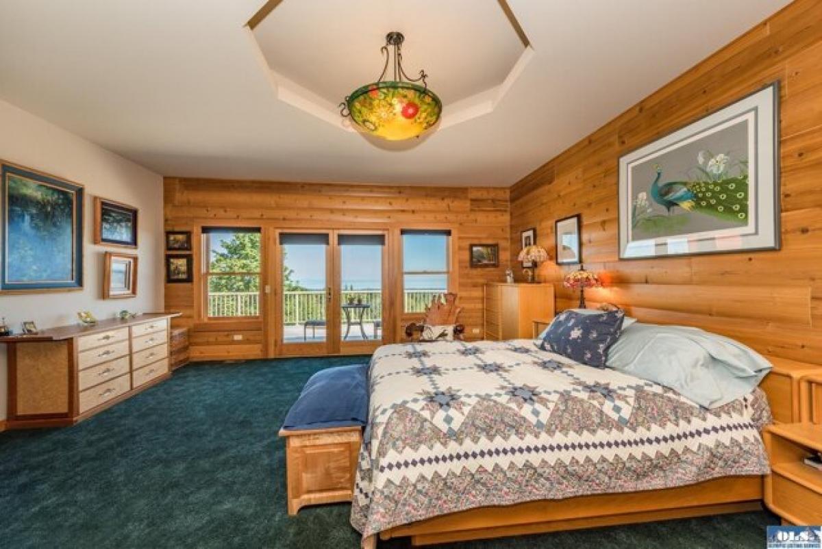 Picture of Home For Sale in Port Angeles, Washington, United States