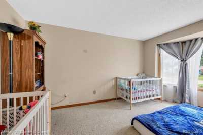 Home For Sale in Southgate, Michigan