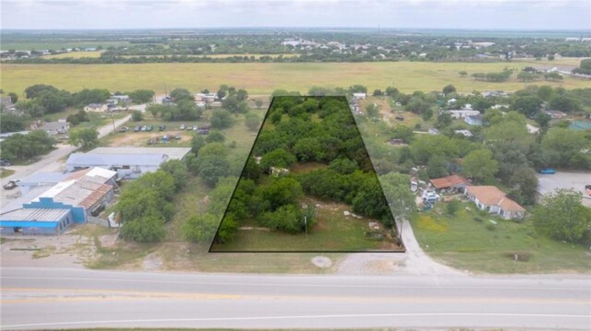 Picture of Residential Land For Sale in Mathis, Texas, United States