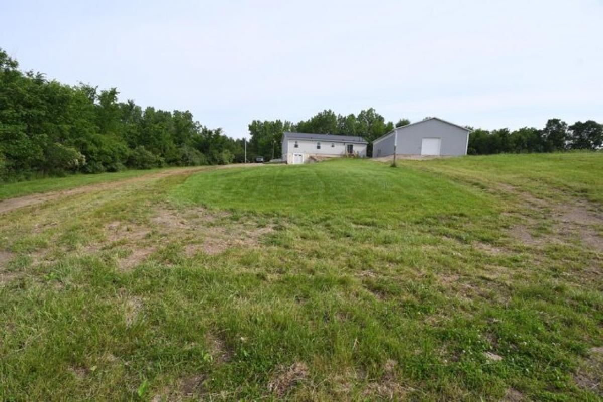 Picture of Home For Sale in Paw Paw, Michigan, United States