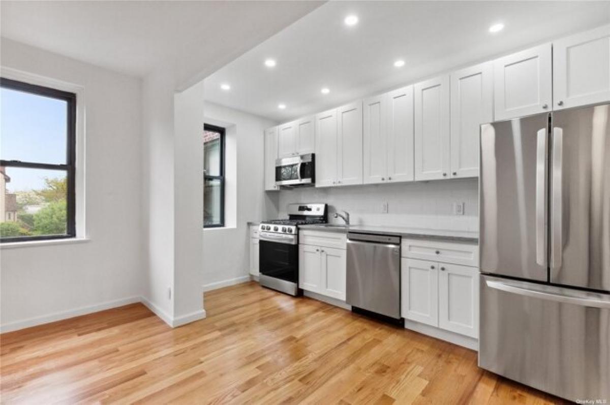 Picture of Apartment For Rent in Forest Hills, New York, United States