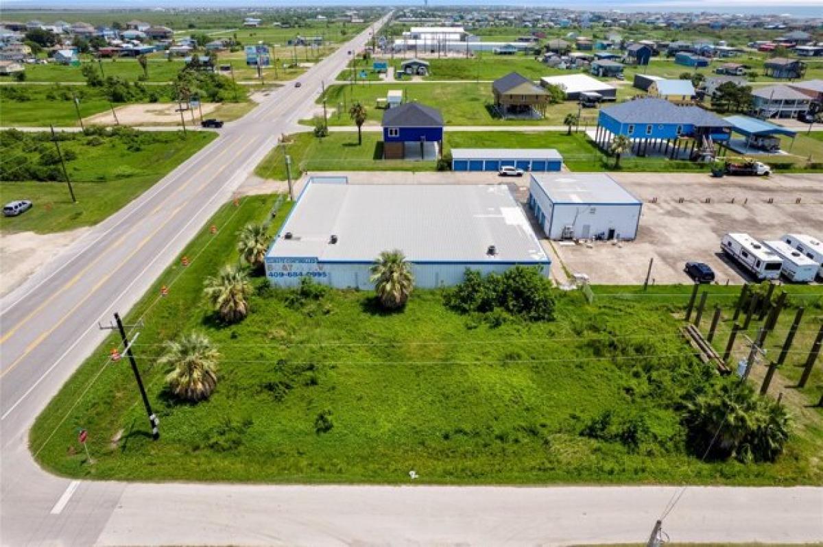 Picture of Residential Land For Sale in Crystal Beach, Texas, United States