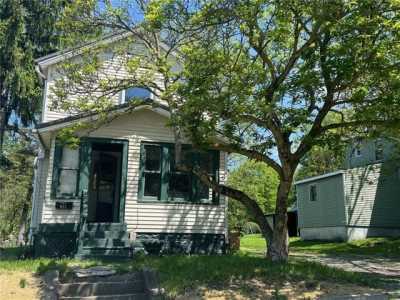 Home For Sale in Sharon, Pennsylvania