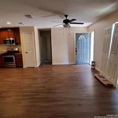 Home For Rent in Live Oak, Texas