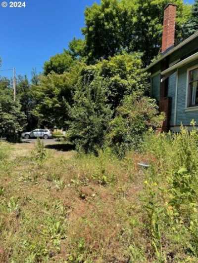 Residential Land For Sale in Portland, Oregon