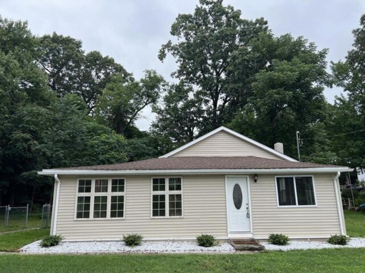 Picture of Home For Sale in Southwick, Massachusetts, United States