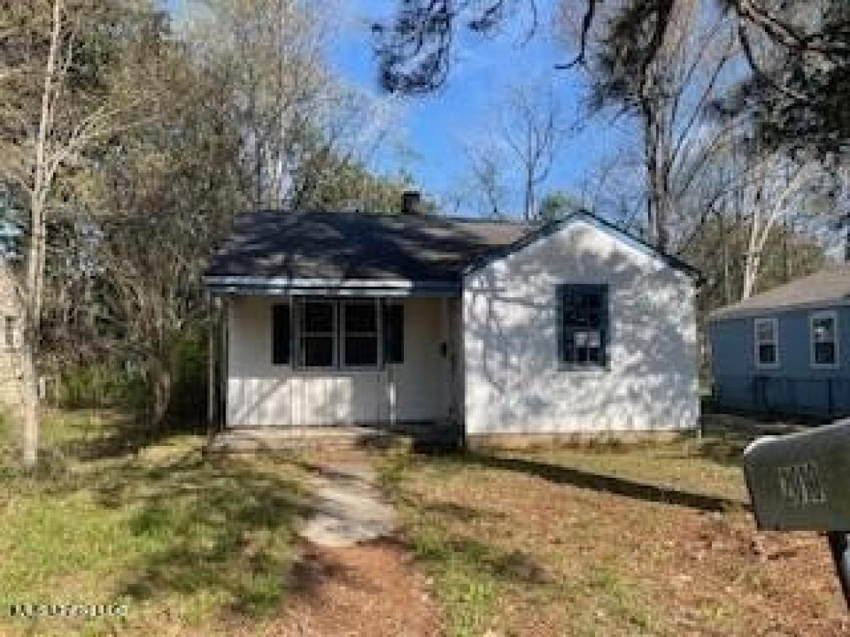 Picture of Home For Sale in Meridian, Mississippi, United States