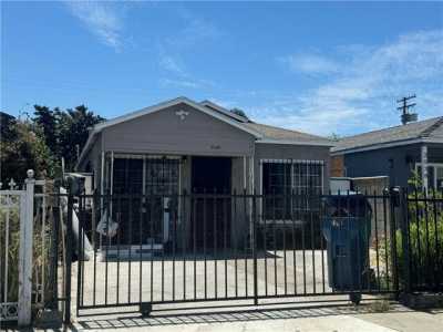 Home For Sale in Compton, California