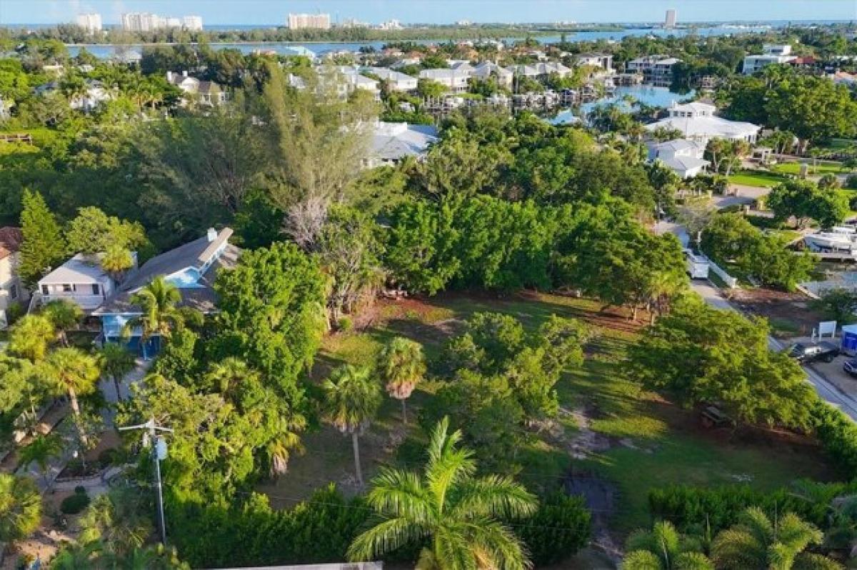 Picture of Residential Land For Sale in Sarasota, Florida, United States