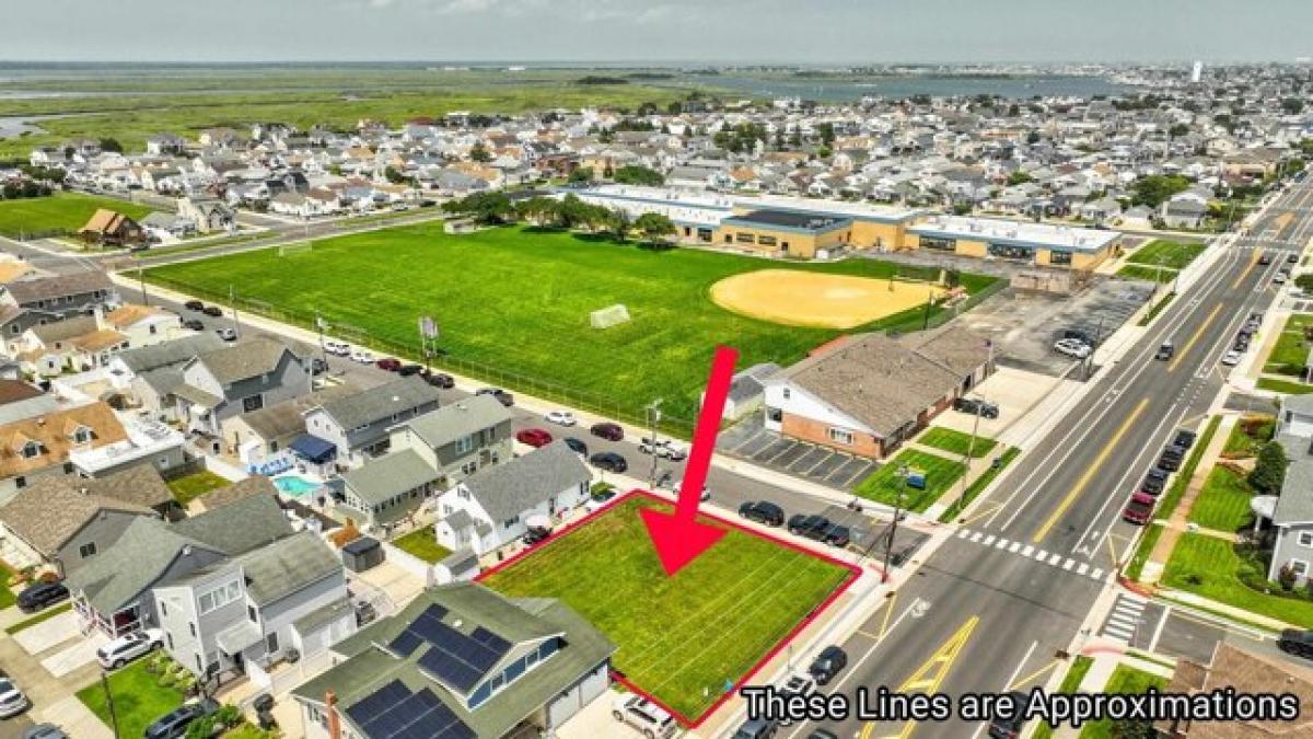 Picture of Residential Land For Sale in Wildwood Crest, New Jersey, United States