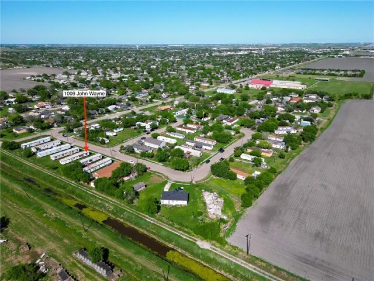 Picture of Residential Land For Sale in Robstown, Texas, United States