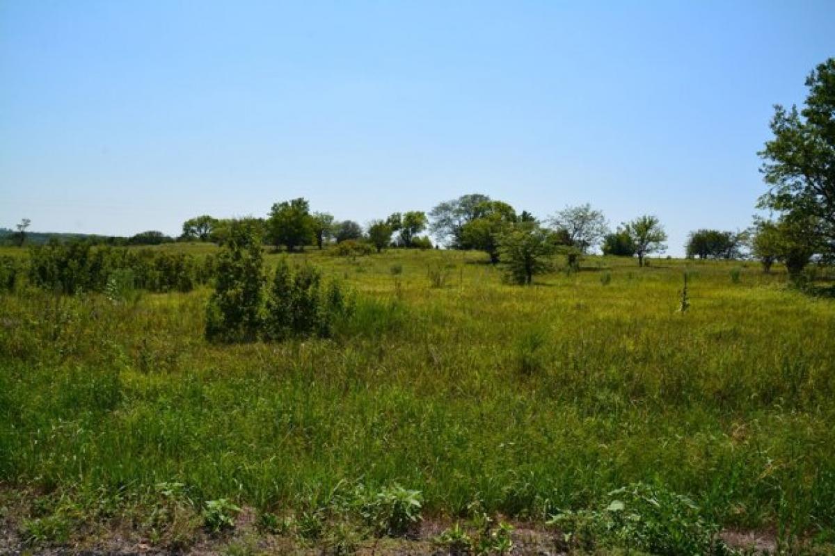 Picture of Residential Land For Sale in Lecompton, Kansas, United States