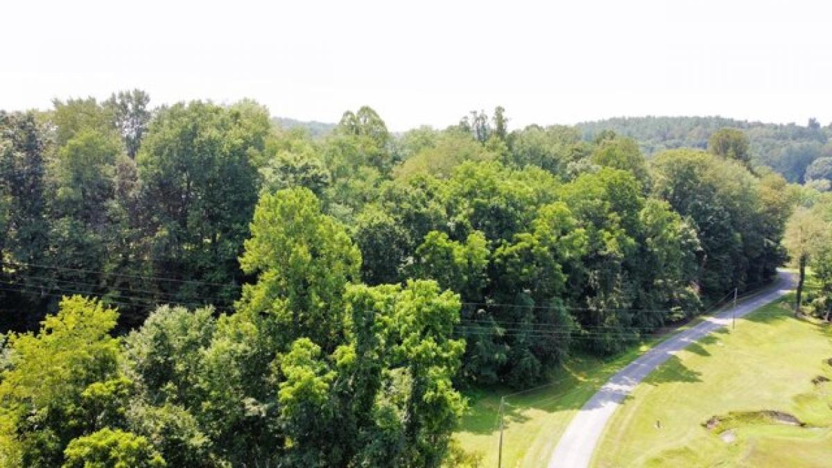 Picture of Home For Sale in Rockbridge, Ohio, United States