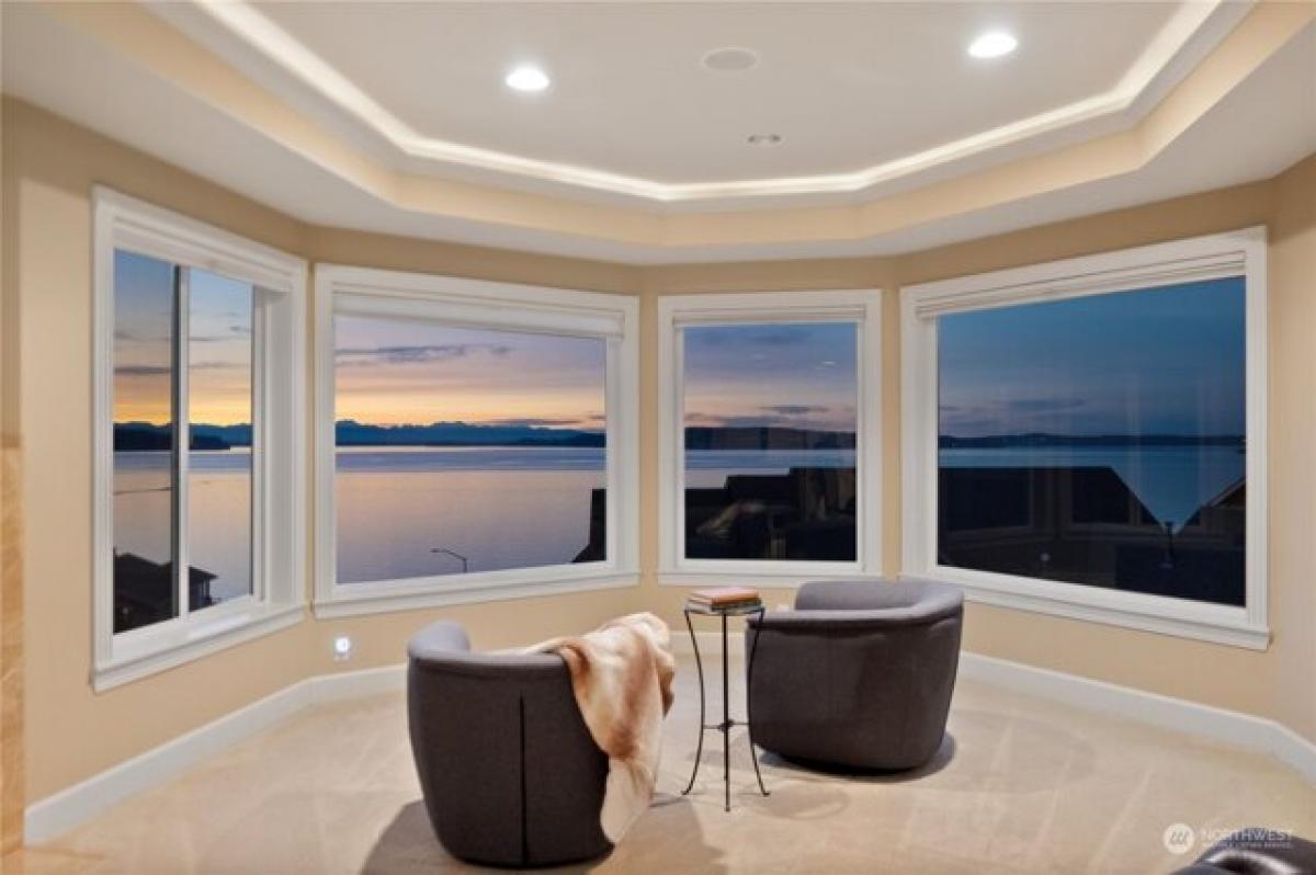 Picture of Home For Sale in Steilacoom, Washington, United States